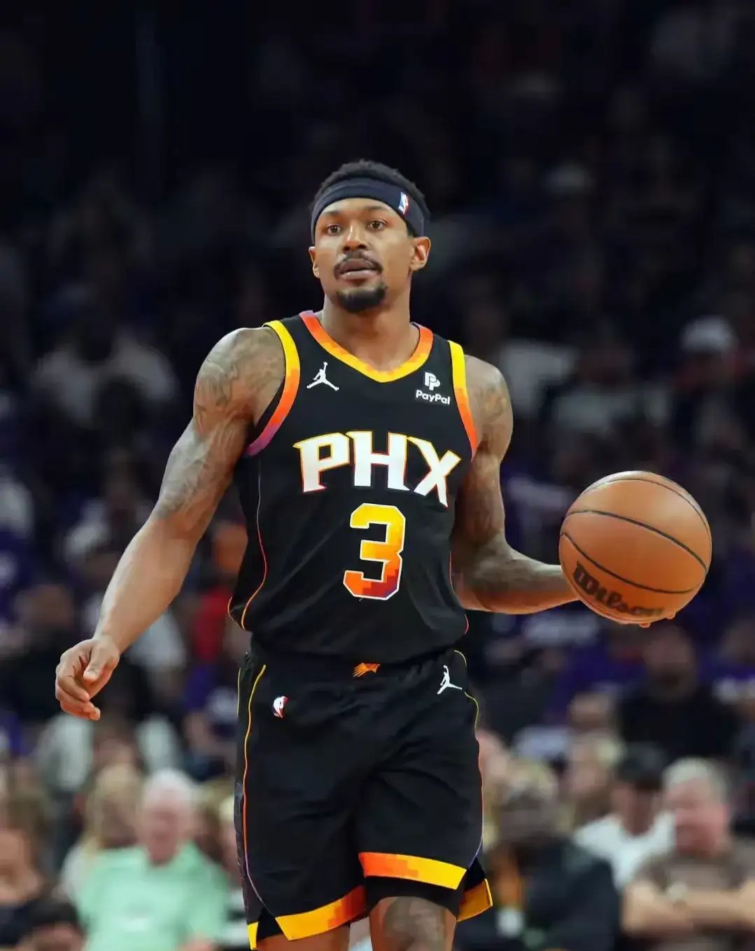 NBA-浓眉赛季中视网膜脱落目前已接受修复手术